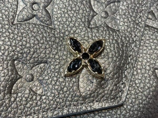 Louis Vuitton Wallet - Image 2