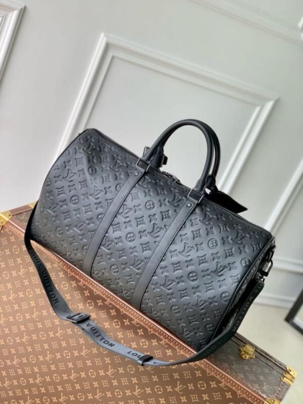 Louis Vuitton travel bag - Image 3
