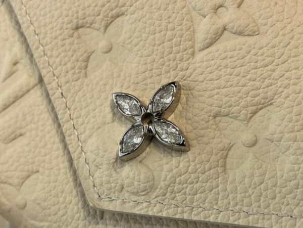 Louis Vuitton Wallet - Image 2