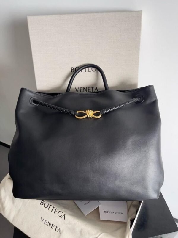 Bottega veneta travel bag (black) - Image 2